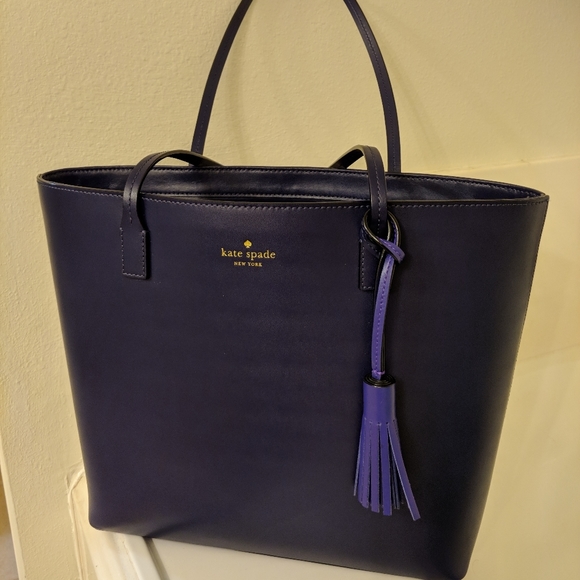 Kate Spade tote - Picture 1 of 6